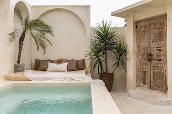 luxe and unique honeymoon bocami suites 2 by azure