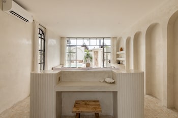 luxe and unique honeymoon bocami suites 2 by azure