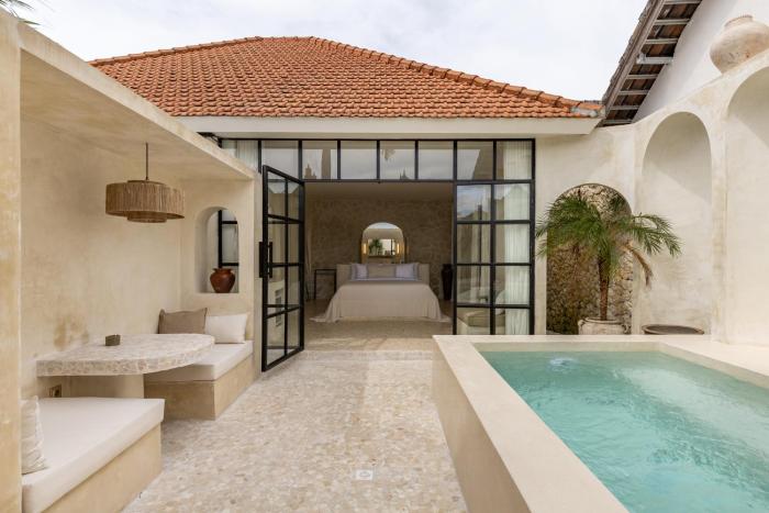 luxe and unique honeymoon bocami suites 2 by azure