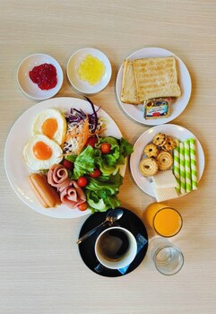 p t grand hotel