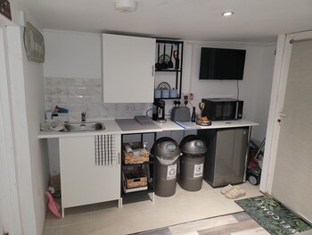 hidden treasure 2 beds sleeps 3 gillingham