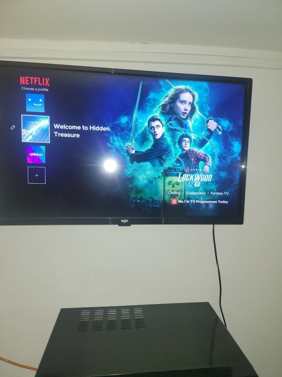 hidden treasure 2 beds sleeps 3 gillingham