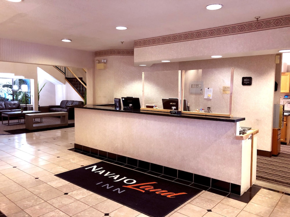 navajoland inn