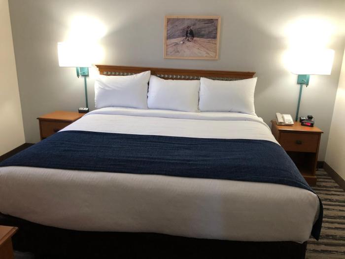 navajoland inn