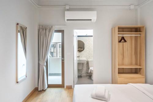 hotel wizpark ratchada