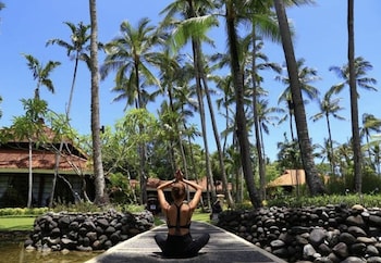 louka beach bali