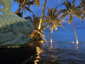 louka beach bali