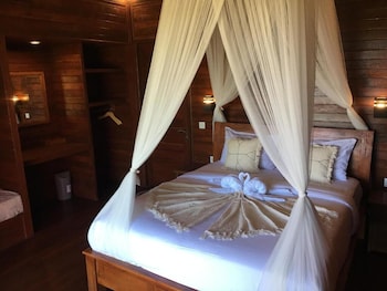 sunset hill lembongan