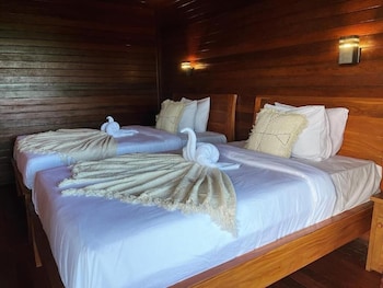 sunset hill lembongan