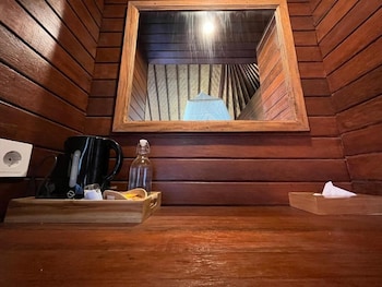 sunset hill lembongan