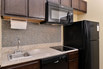 mainstay suites meridian