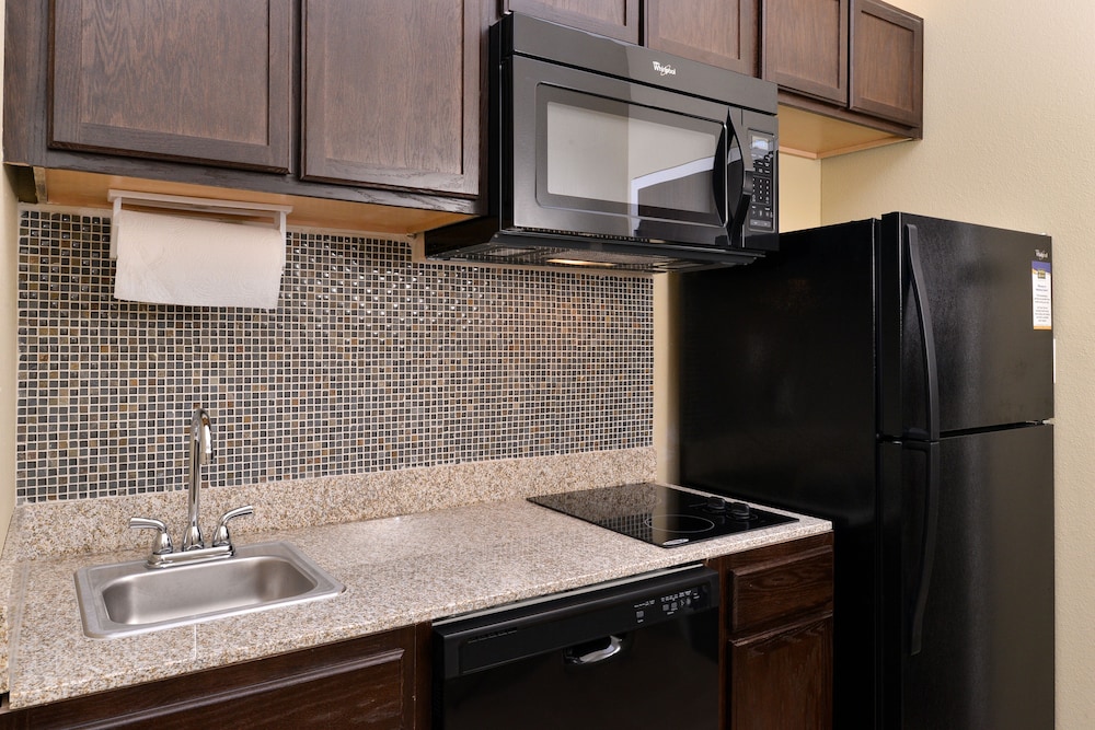 mainstay suites meridian