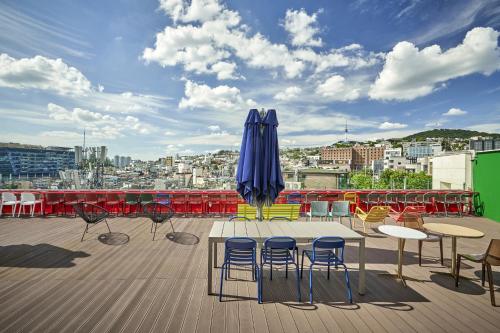 h hostel itaewon