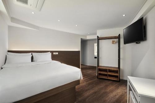 h hostel itaewon