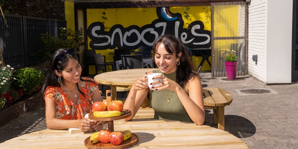 snoozles galway city centre