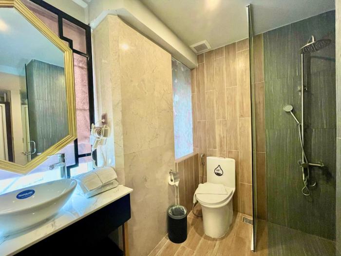 cicilia city hotel saigon center