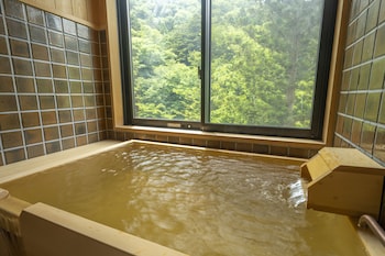shionoyu onsen rengetsu