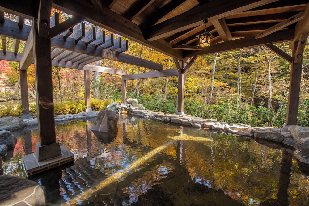shionoyu onsen rengetsu