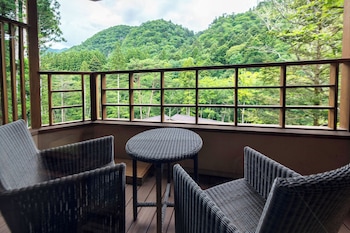 shionoyu onsen rengetsu