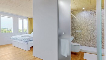 evis home hotel and apartments