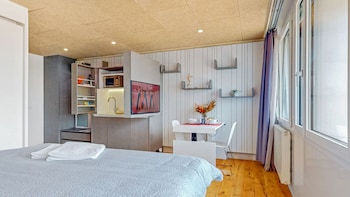 evis home hotel and apartments