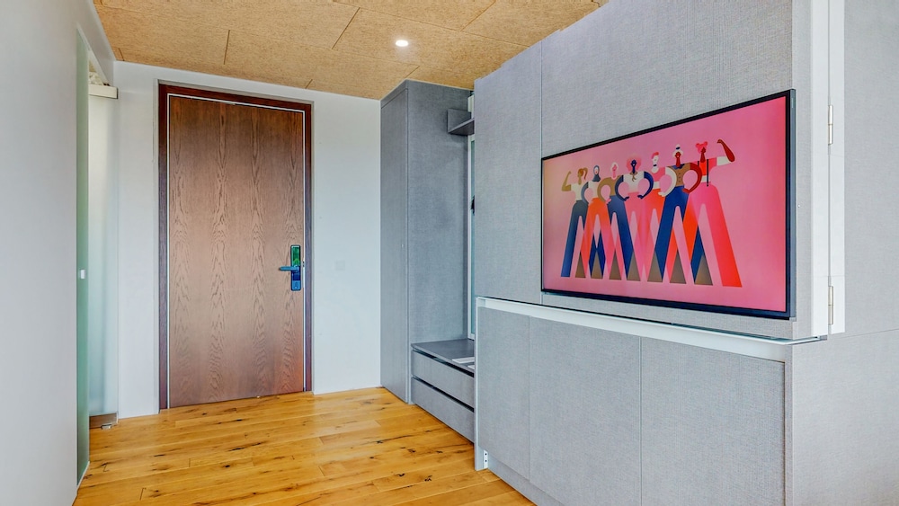 evis home hotel and apartments