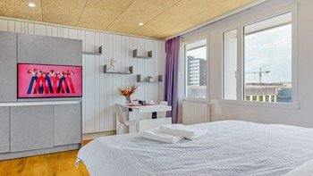 evis home hotel and apartments