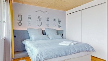 evis home hotel and apartments