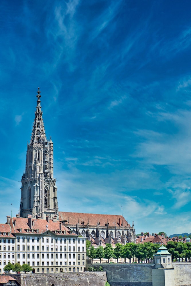 evis home hotel and apartments