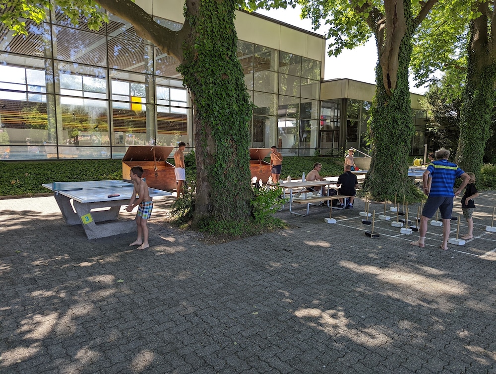 evis home hotel and apartments