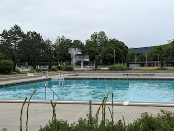 evis home hotel and apartments