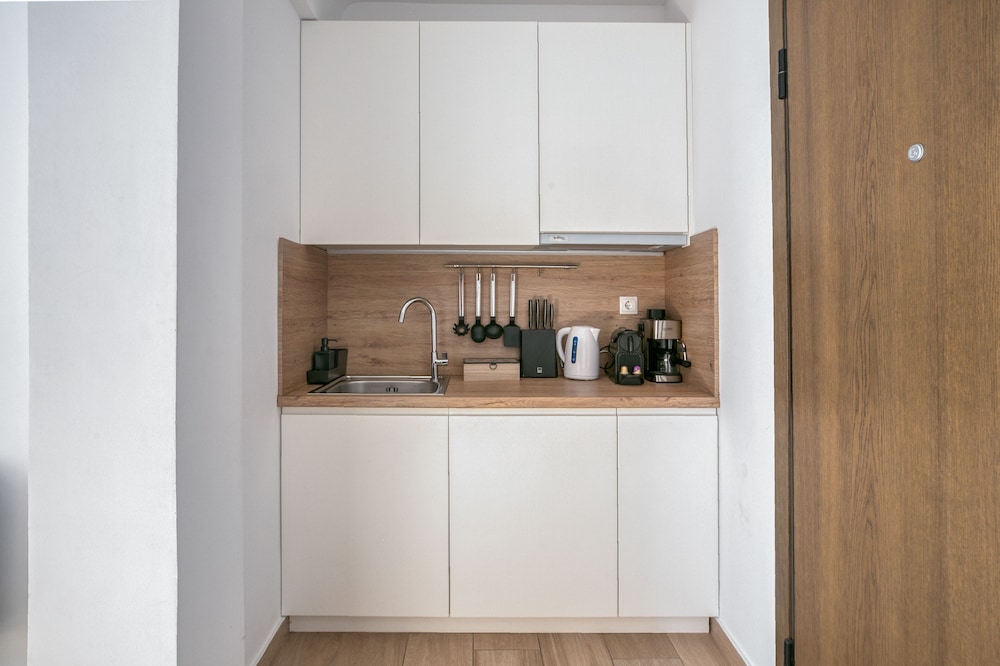 elia kolonaki luxury apartments