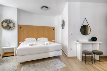 elia kolonaki luxury apartments