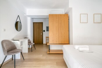 elia kolonaki luxury apartments
