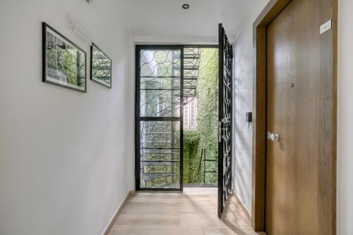 elia kolonaki luxury apartments