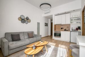 elia kolonaki luxury apartments