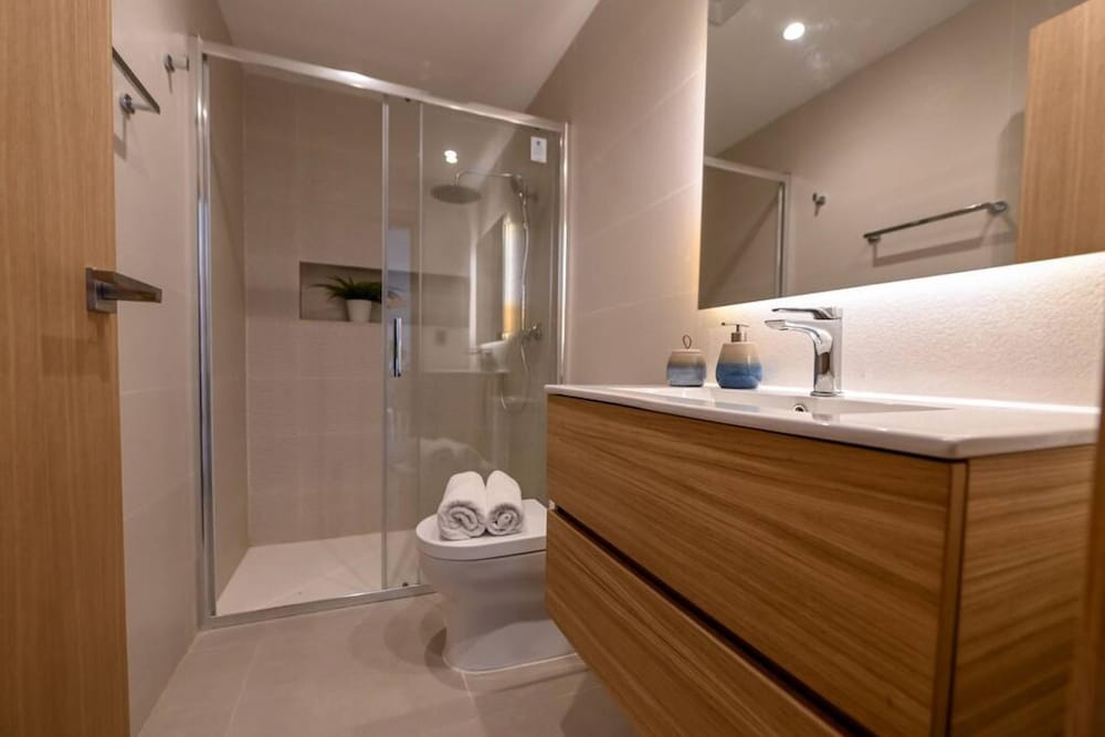 incredibly beautiful condo just steps to the beach