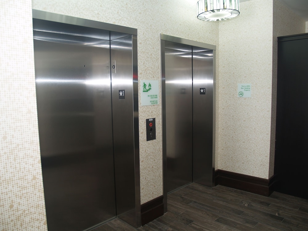 holiday inn salina by ihg