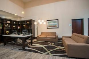 holiday inn salina by ihg