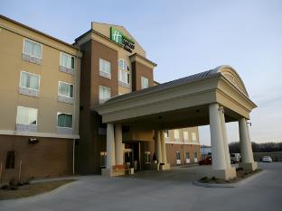 holiday inn salina by ihg