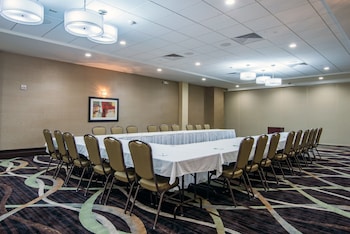 holiday inn salina by ihg