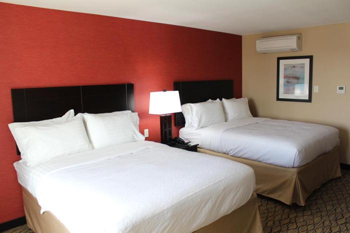 holiday inn salina by ihg