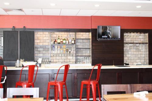 holiday inn salina by ihg