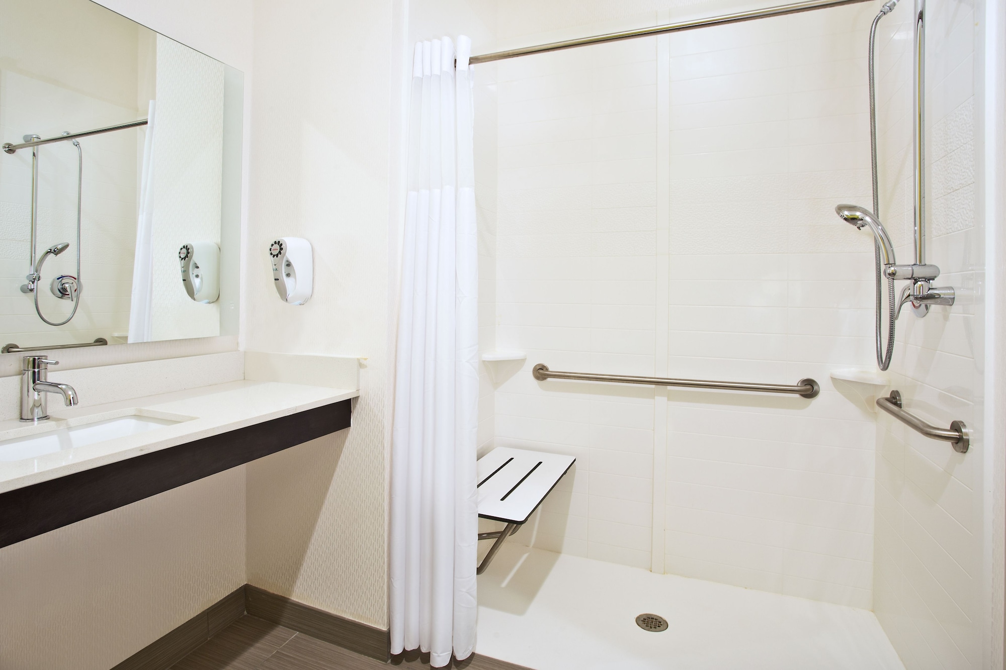 holiday inn express and suites ann arbor west by ihg