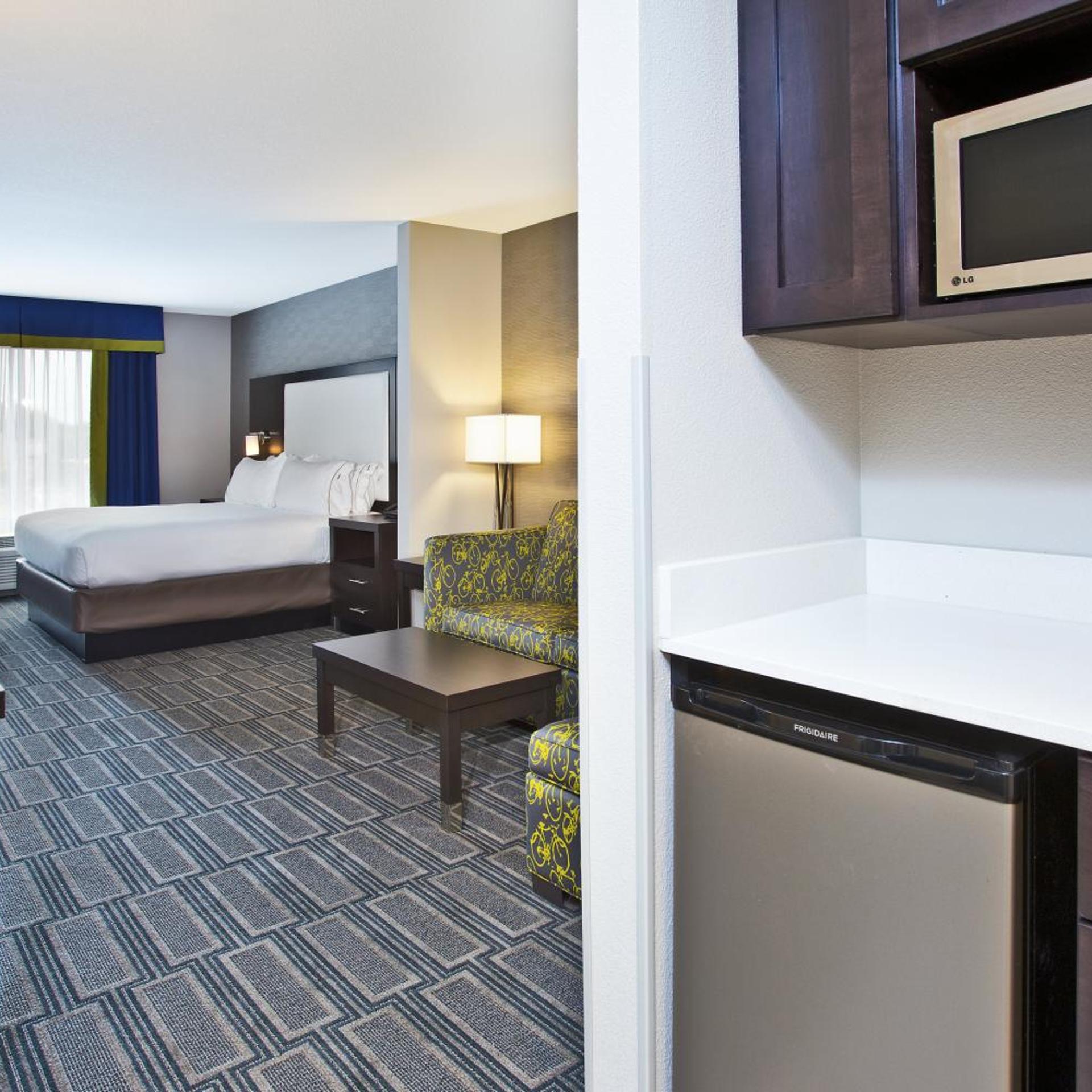 holiday inn express and suites ann arbor west by ihg
