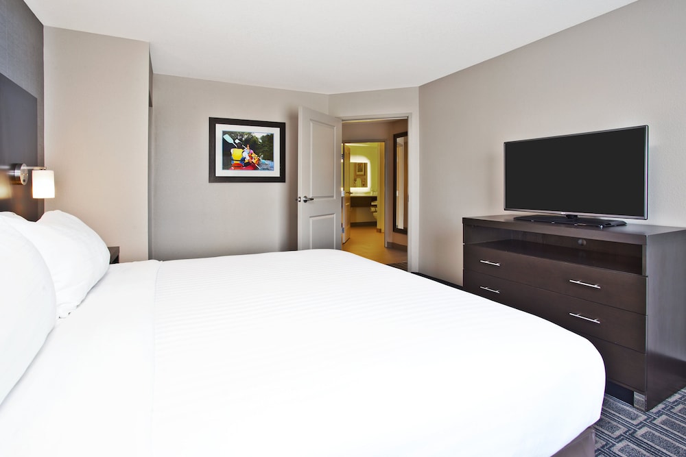 holiday inn express and suites ann arbor west by ihg