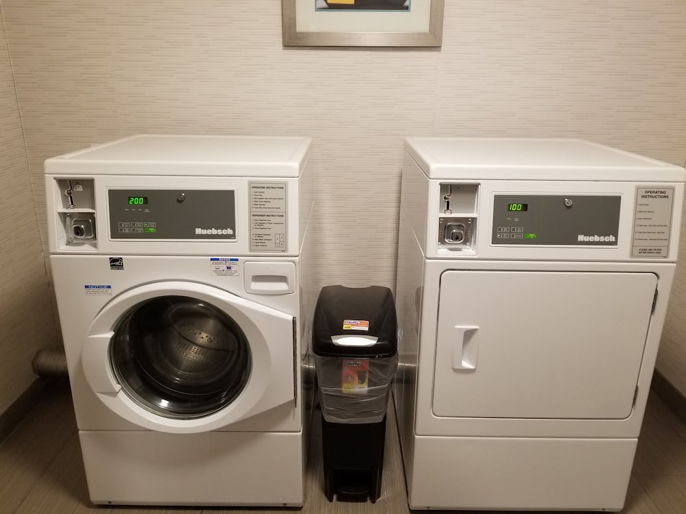 holiday inn express and suites ann arbor west by ihg