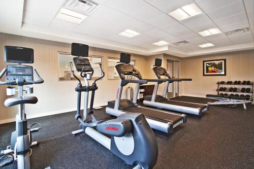 holiday inn express and suites ann arbor west by ihg