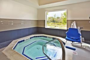 Holiday Inn Express & Suites Ann Arbor West By Ihg,Dexter>>Ann Arbor,3 star