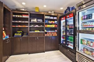 holiday inn express and suites ann arbor west by ihg